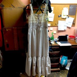 Spring Lace Maxy Dress